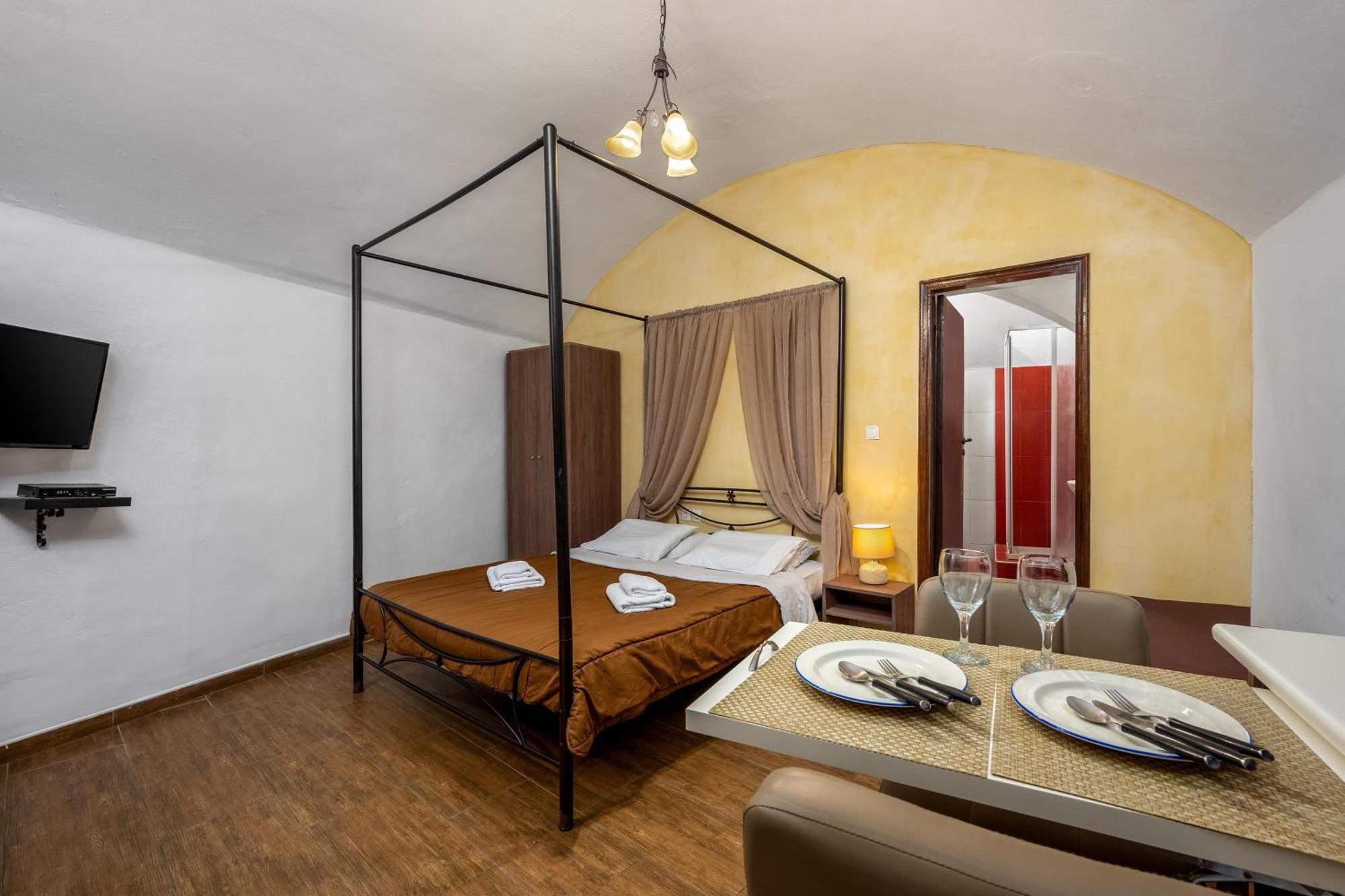 Muses-Old Town Apartment Rhodes City Exterior photo