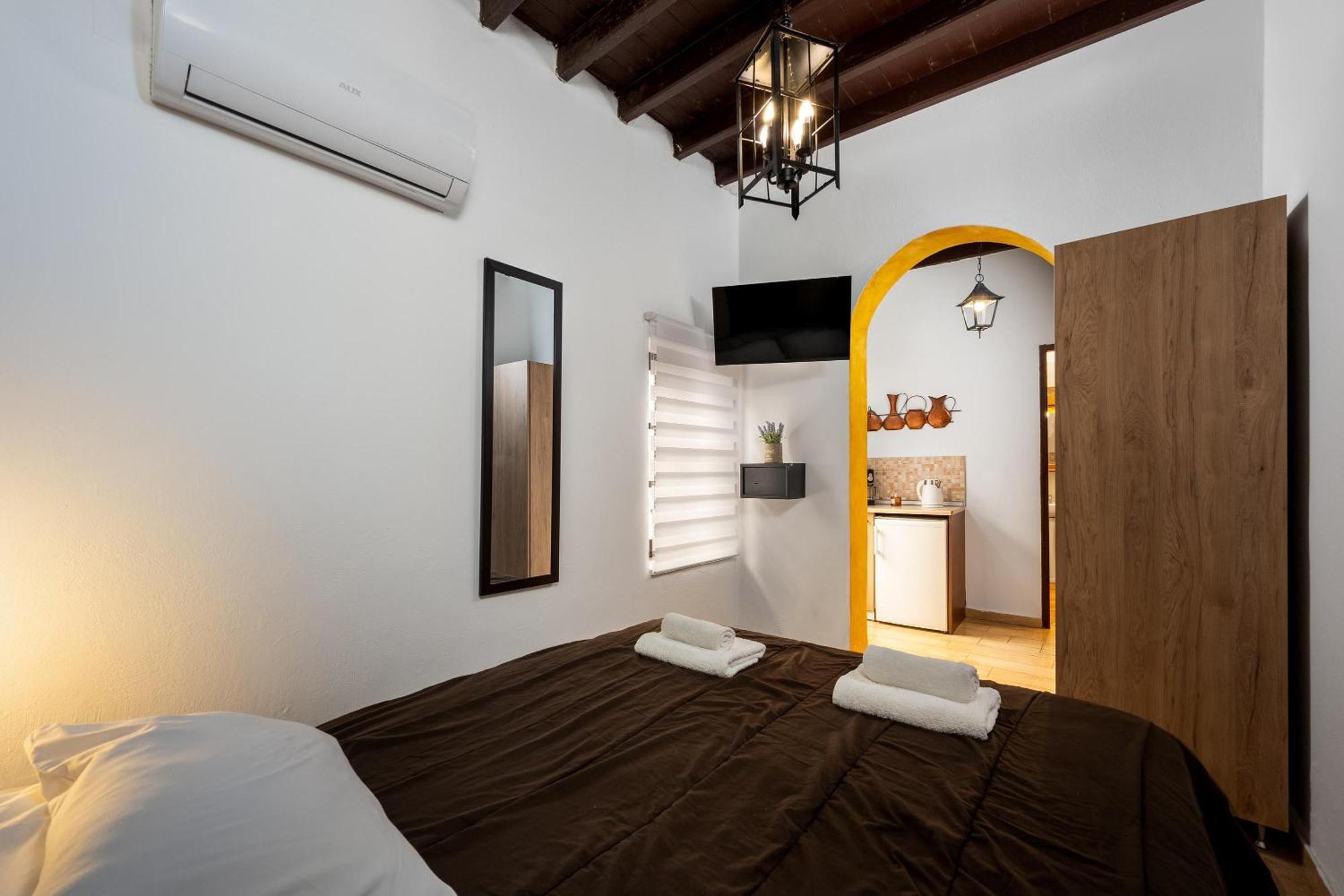 Muses-Old Town Apartment Rhodes City Exterior photo